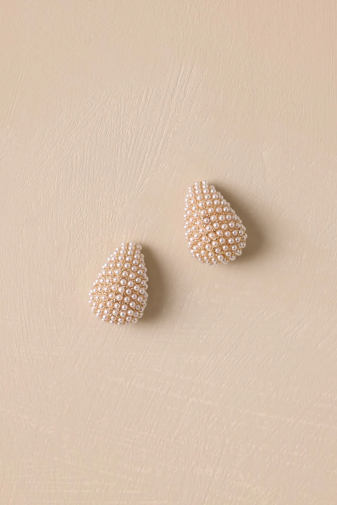 Dreamy Drops Gold & Ivory Pearl Earrings